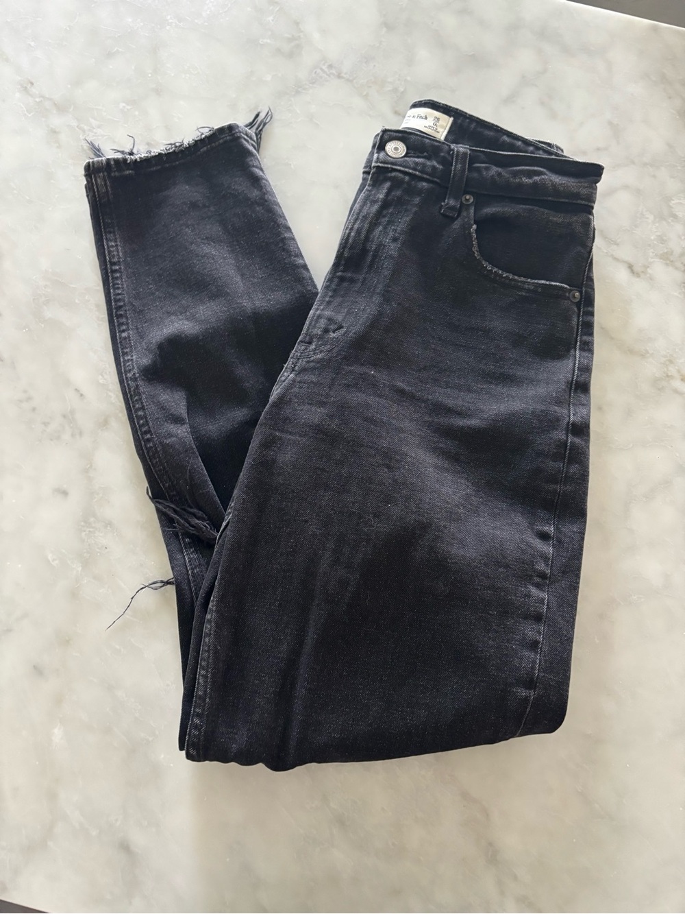 Abercrombie & Fitch Black Curve Love High-Rise Jeans